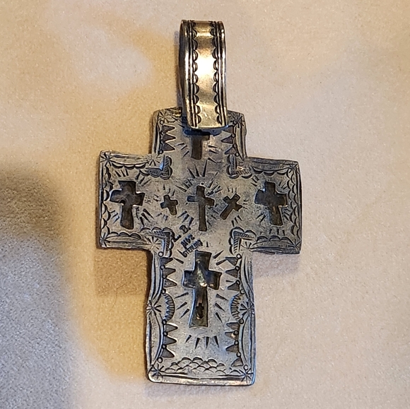 Original Lawrence Baca 24K gold overlay cross with Rubilite - Picture 3 of 3